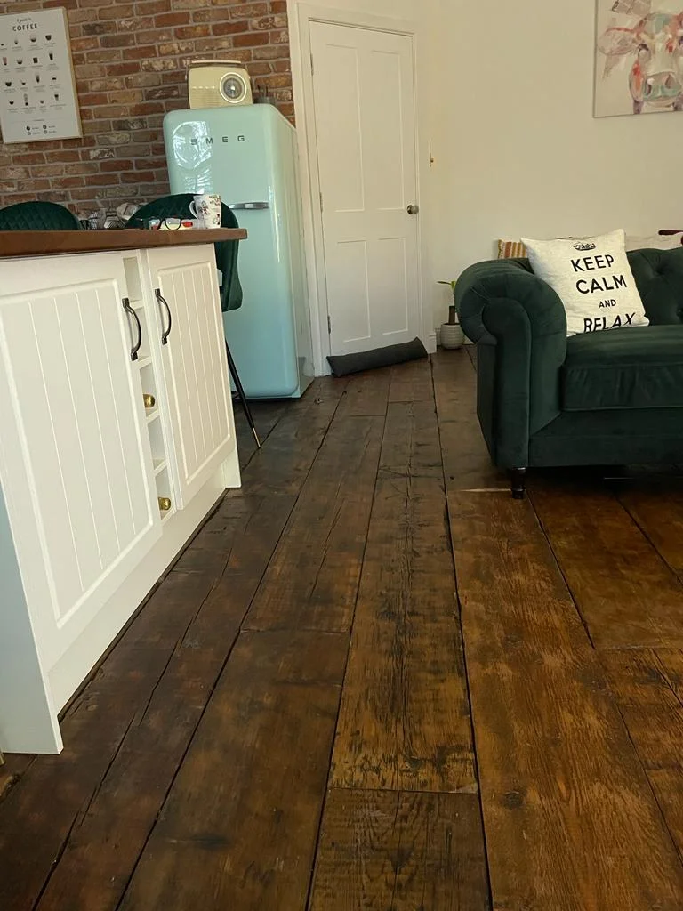Wide Rustic Floorboards 11″