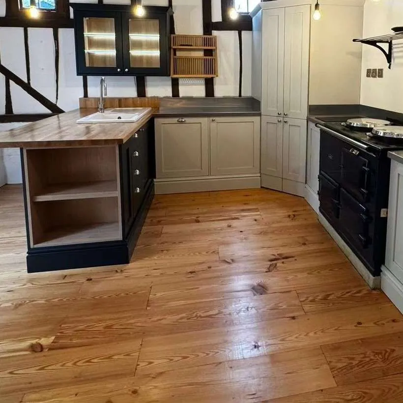 Reclaimed Pitch Pine 11" Wide