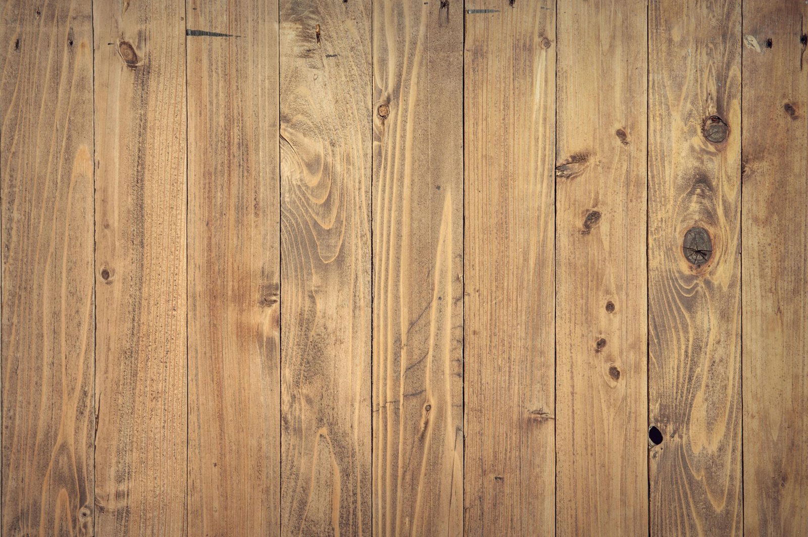 Boosting Home Worth with the Value of Reclaimed Wood Flooring